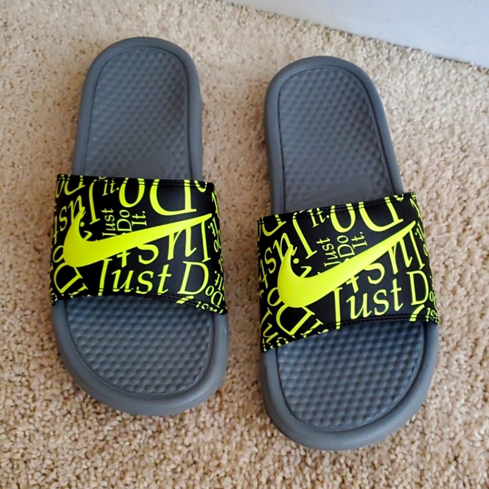 Men's Nike slides